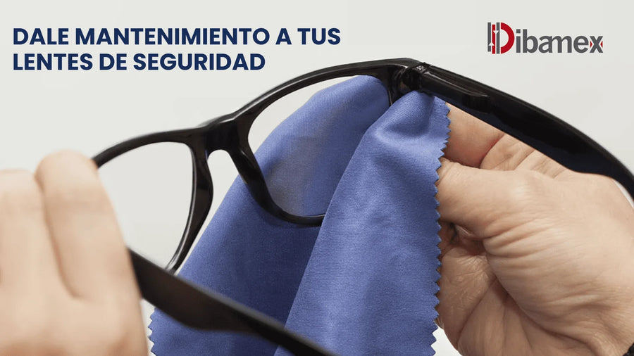 Cómo limpiar tus lentes en solo 6 pasos.