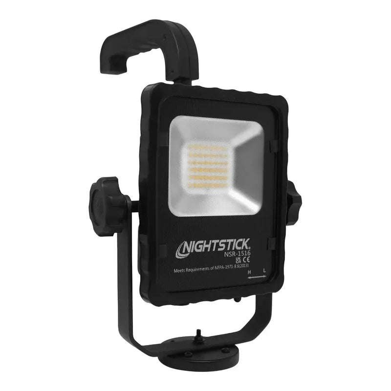 Luminaria Recargable de Trabajo Nightstick NSR-1516C | 2,500 Lúmenes, Con Trípode y Base Magnética