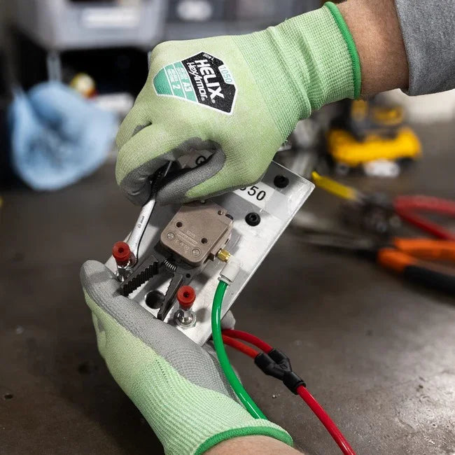 Guantes HexArmor Helix® 1050 – Alta Visibilidad, Corte A3, Destreza Calibre 18